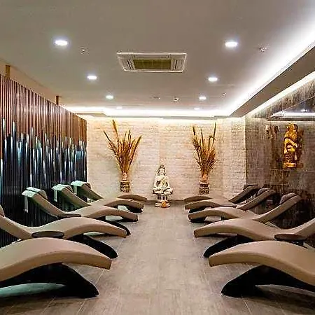 Hotel Maril